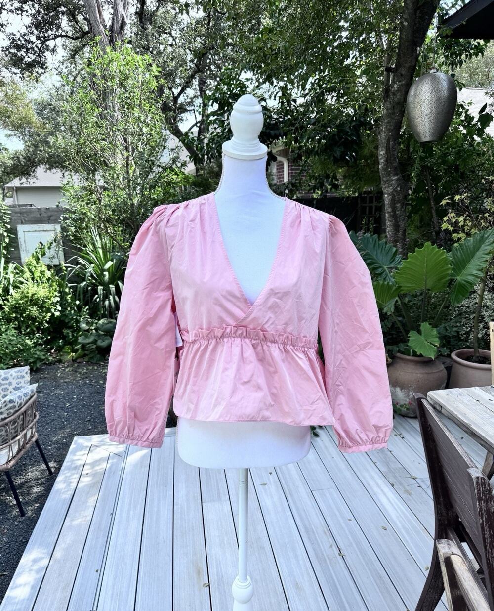 Sunday Best Aritzia Charming Blouse Pink Peplum Puff Sleeve NWT Large